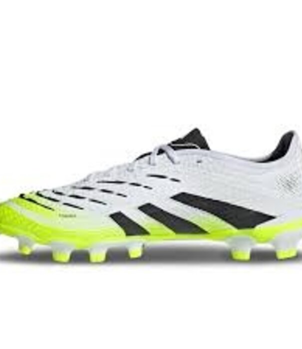 Adidas Predator pro MG