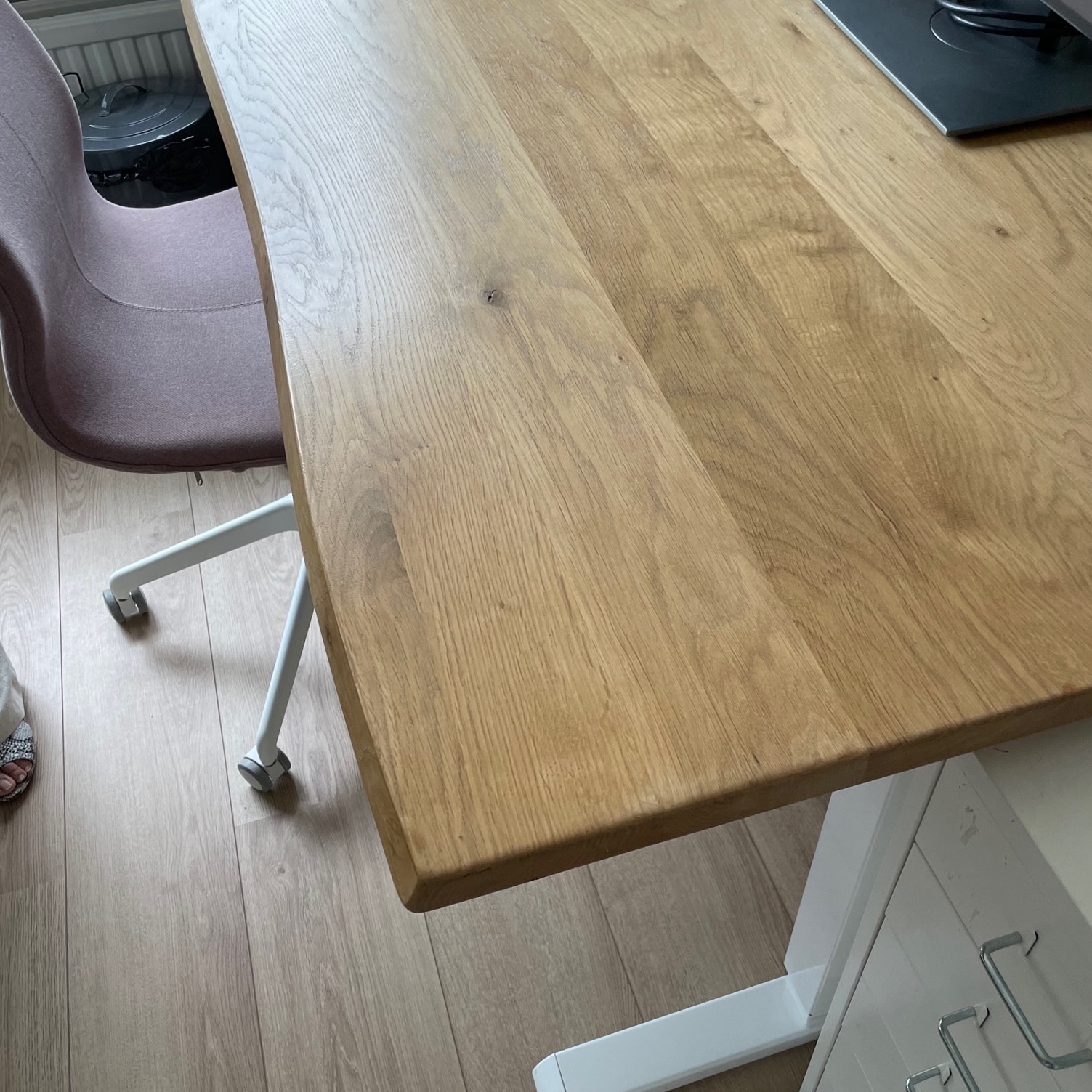  Tischplatte Eiche - mit Baumkante (Optik) - nach Maß - 3 cm dick - Eichenholz rustikal - Eiche Tischplatte massiv mit natürlichen Baumkant - verleimt & künstlich getrocknet (HF 8-12%) - 50-120x50-350 cm
