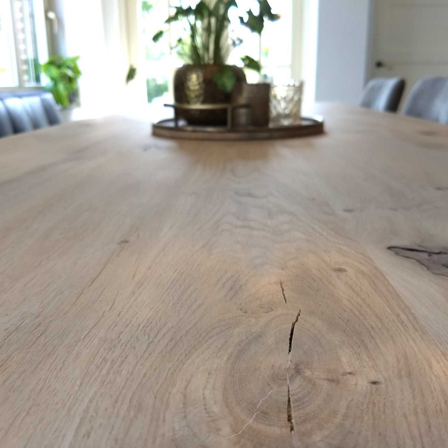  Tischplatte Eiche - Schweizer Kante - 2,7 cm dick (1-Schicht) - Breite Lamellen (10 - 12 cm breit) - Eichenholz rustikal - verleimt & künstlich getrocknet (HF 8-12%) - verschiedene Größen