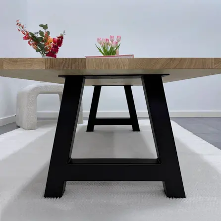 Couchtisch Eiche massiv - nach Maß - 4 cm (40 mm) dick - Eichenholz A-Qualität (A/B) - Sofa-/Wohnzimmertisch mit breiten Lamellen Couchtisch Eiche massiv - nach Maß - 4 cm (40 mm) dick - Eichenholz A-Qualität (A/B) - Sofa-/Wohnzimmertisch mit breiten Lamellen