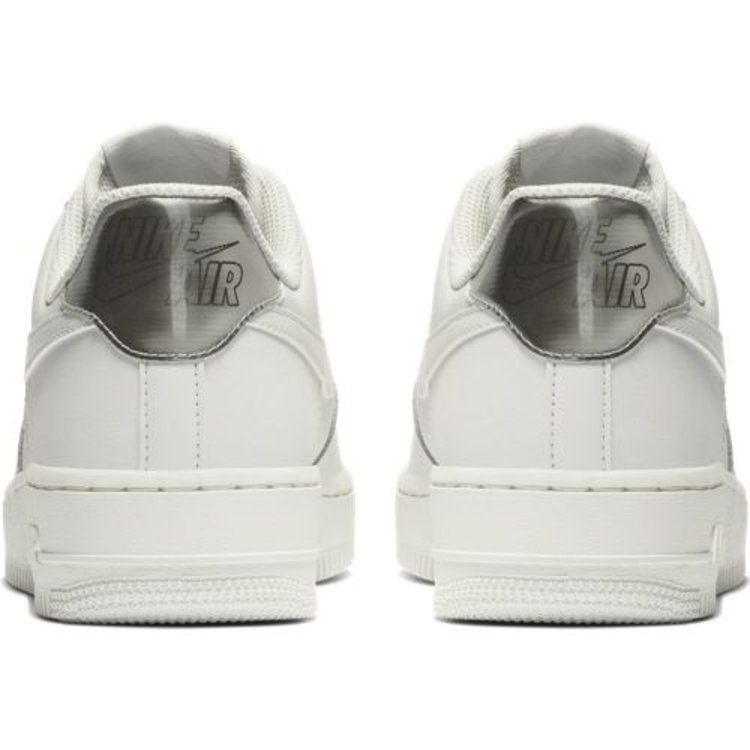nike air force 1 07 essential platinum