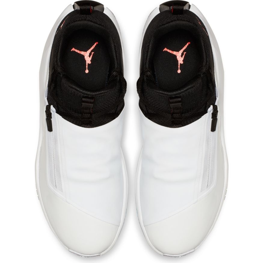 jordan jumpman hustle white and black