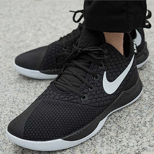 Zaalschoenen sale! Morgen in huis - Burned Sports