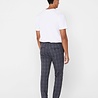 Only & Sons Only & Sons Onsmark Kamp Tap Pantalon Grijs Geruit Only & Sons Only & Sons Onsmark Kamp Tap Pantalon Grijs Geruit