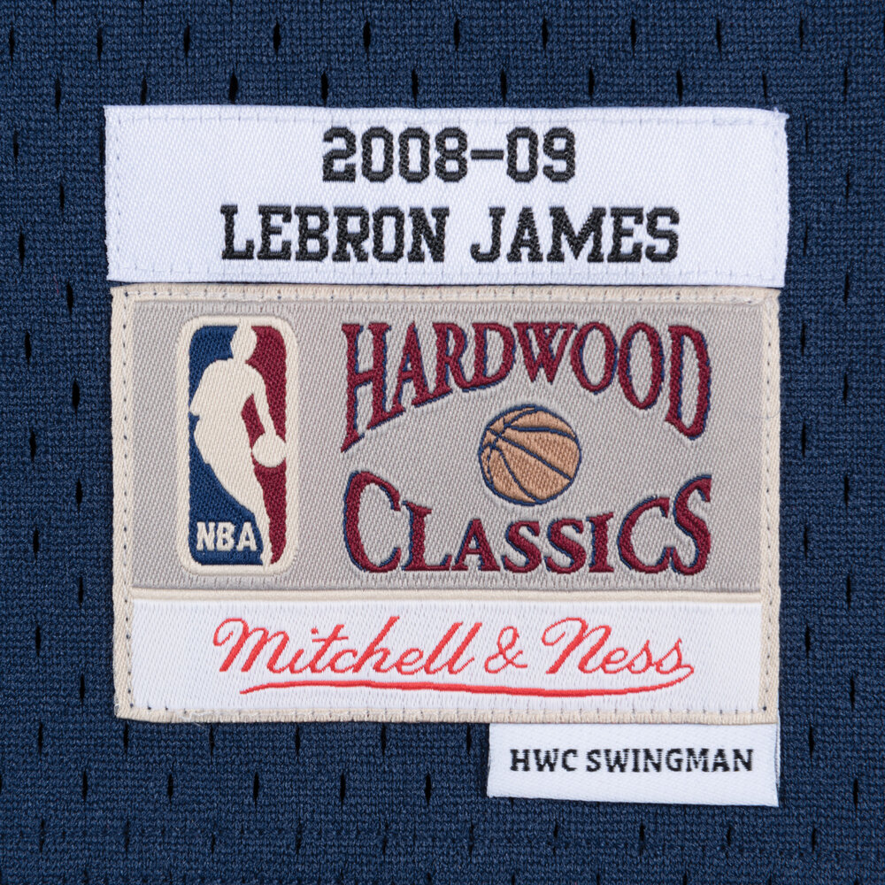 Women's Cleveland Cavaliers LeBron James Mitchell & Ness Navy Hardwood  Classics Swingman Jersey