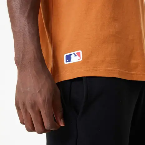 T-shirts New Era New York Yankees MLB League Essential Oversized T