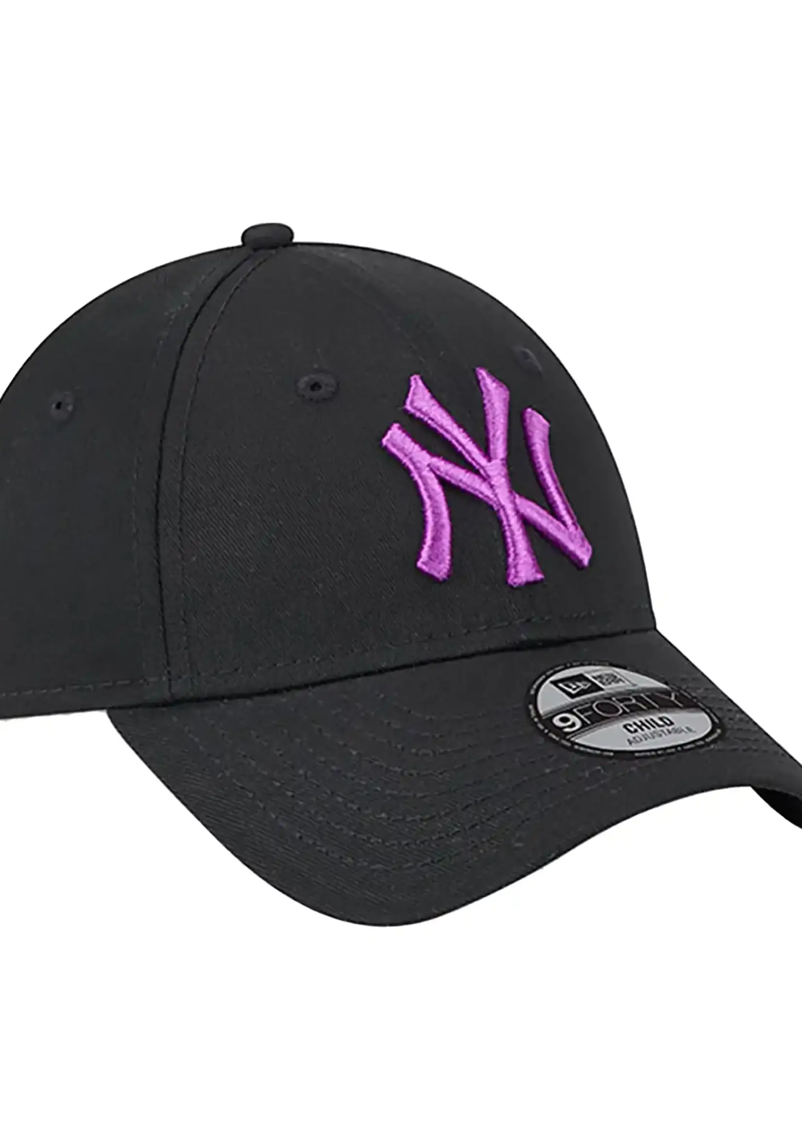 New Era New York Yankees  9Forty Youth Cap Black Purple