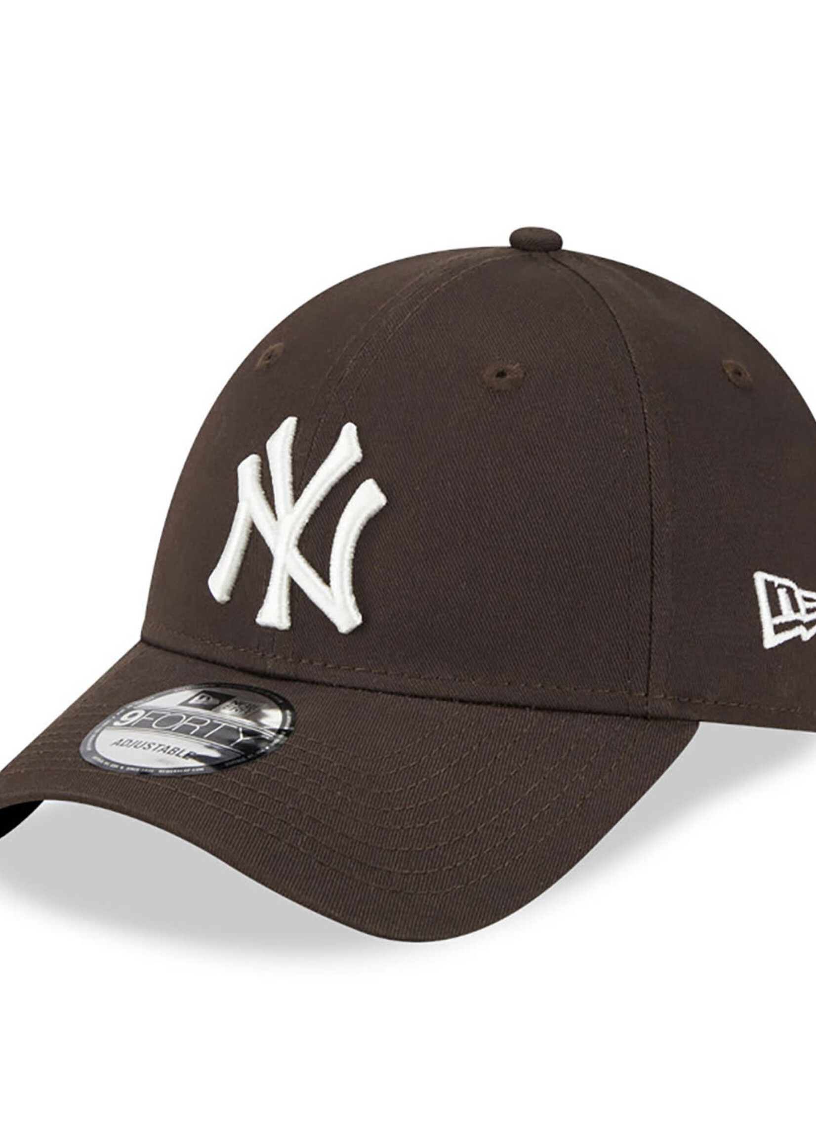 New Era New York Yankees MLB 9Forty Cap Brown