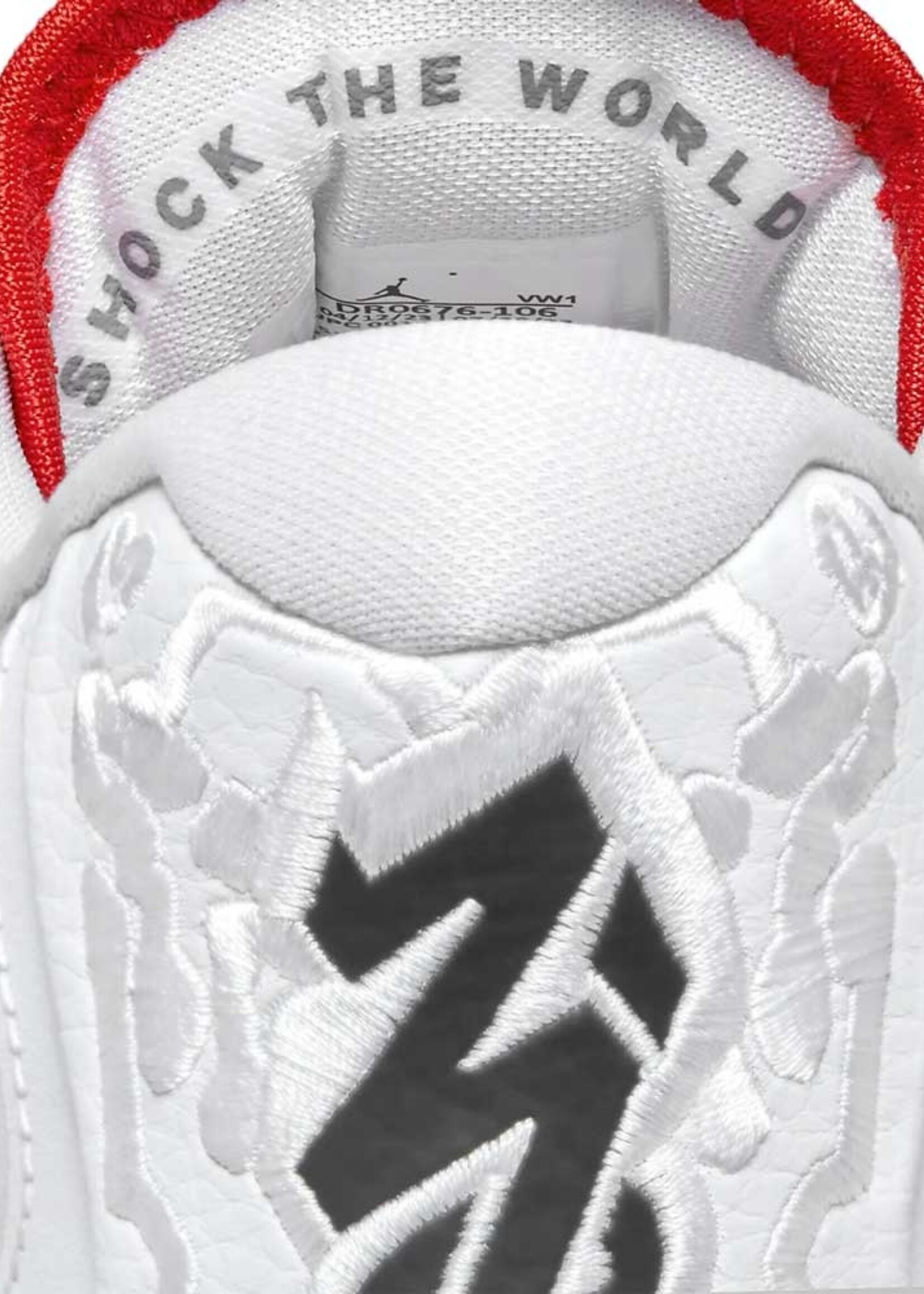 Nike Jordan Zion 3  Blanc Rouge