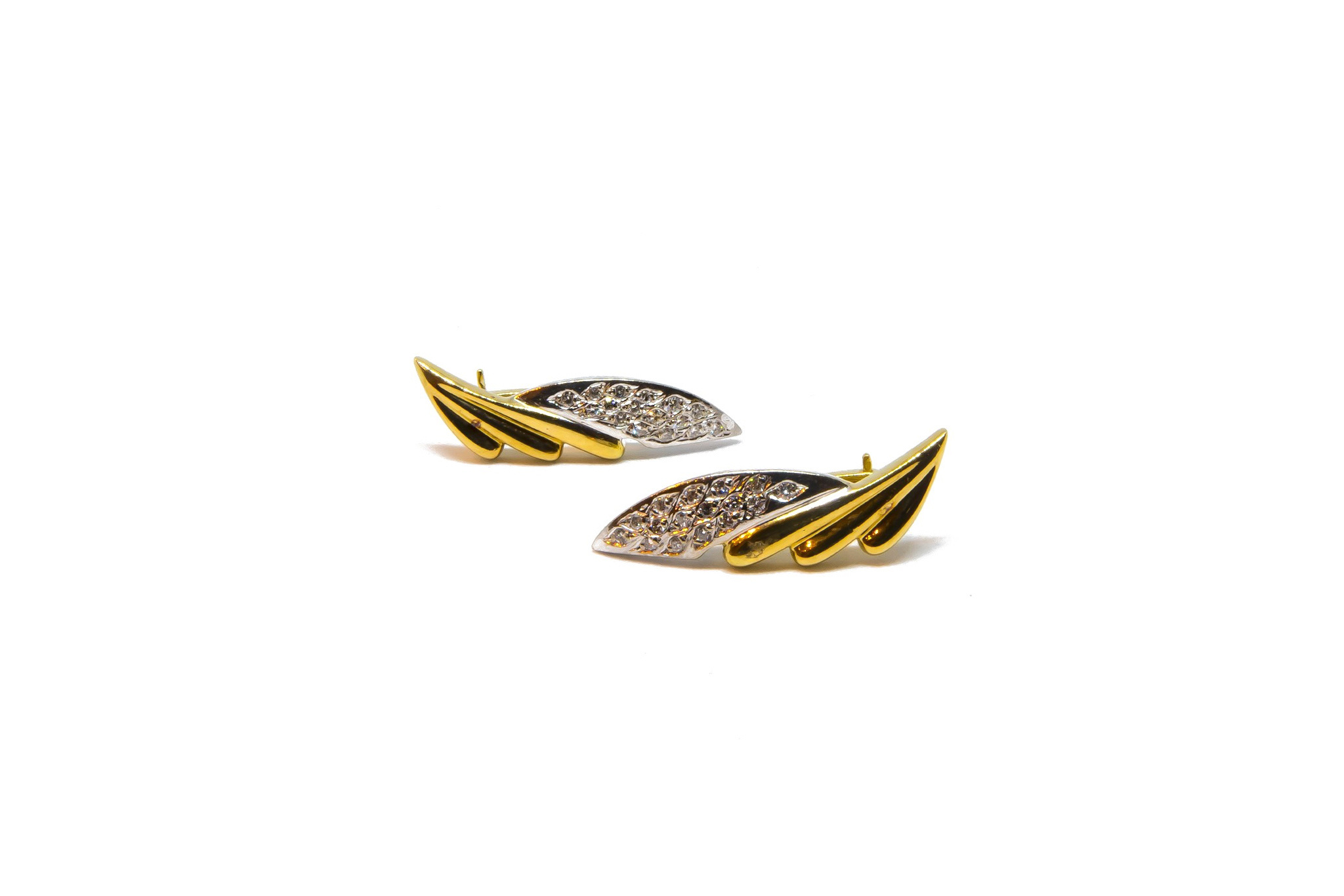 Oorbellen stekers blaadjes met diamant bicolor-1