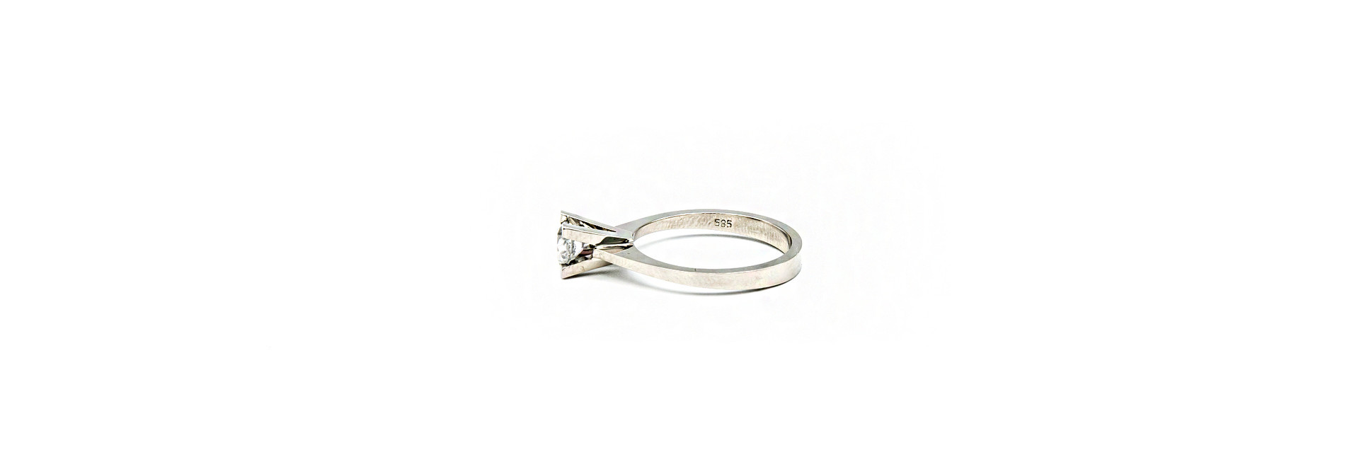 Ring solitair met diamant