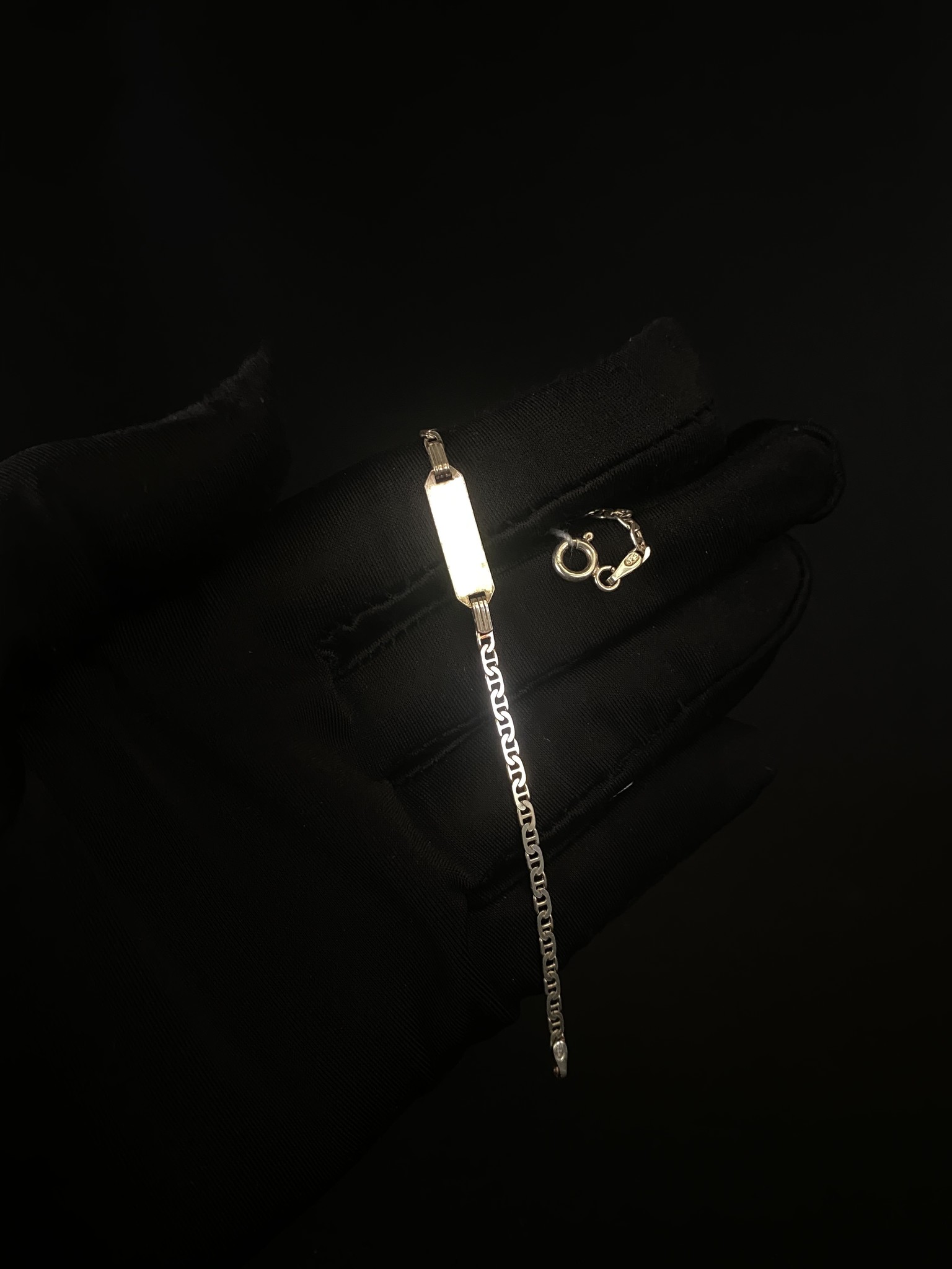 Armband infinityschakel met graveerbaar plaatje kinder zilver-1