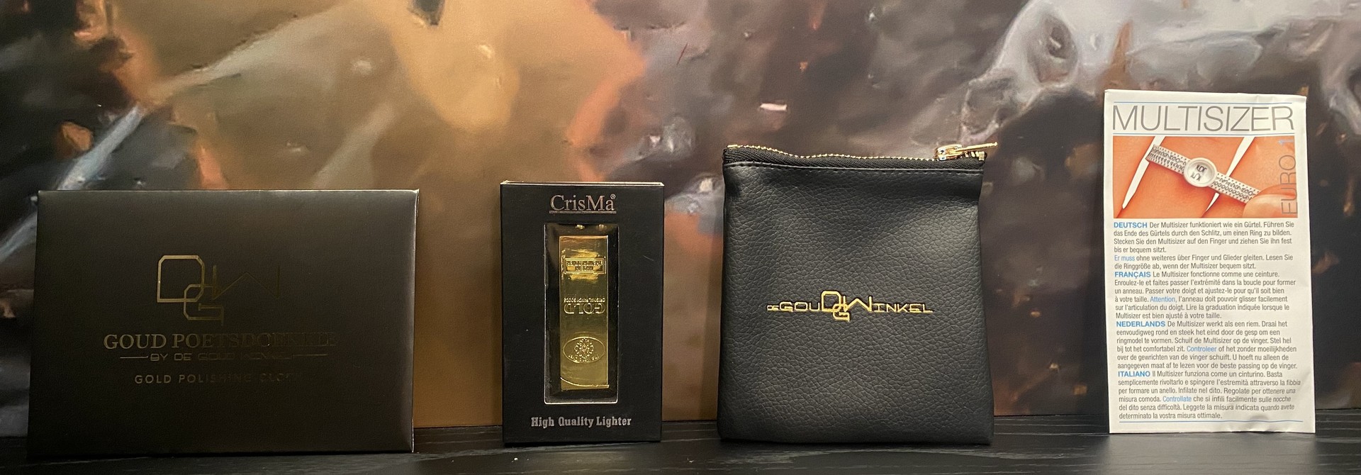 Accessoires, aanstekers, truien... alles van DGWear & the essentials.