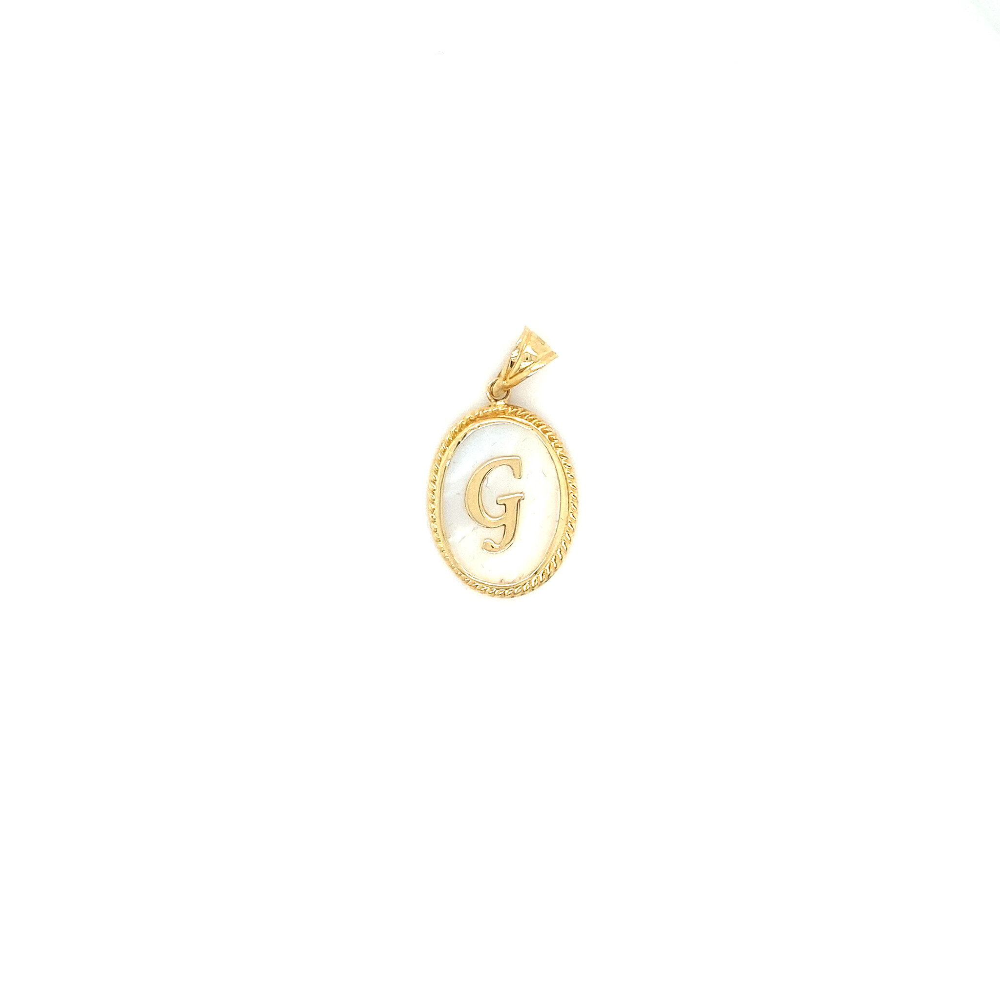 Hanger letter G op parelmoer ondergrond met gouden omlijning-1