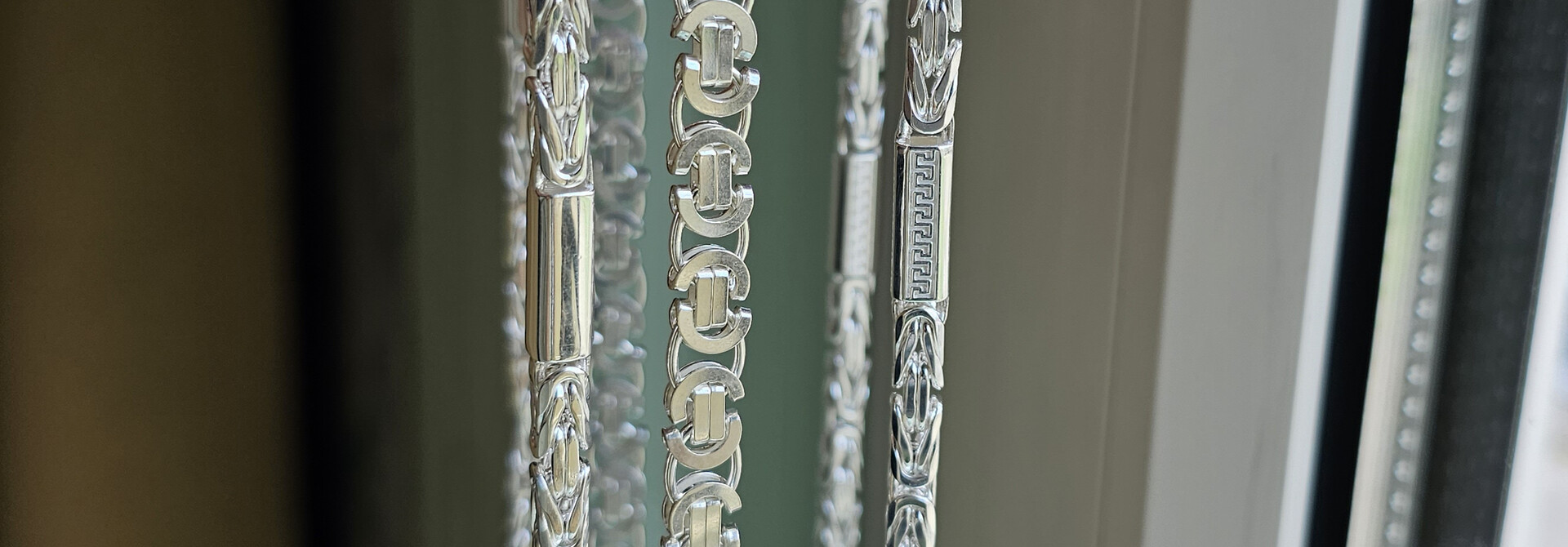 Koningsschakel sieraden gemaakt van 925 zilver