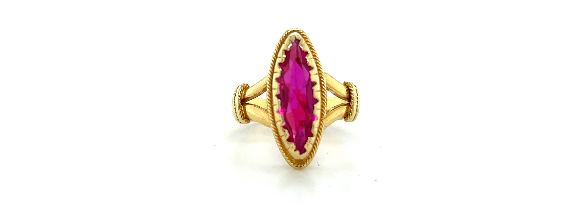 Vintage style ring met paarse steen