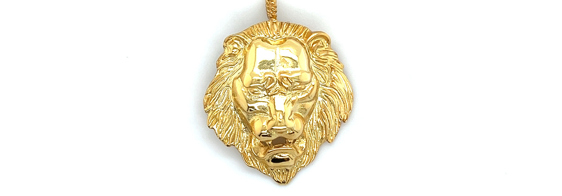 Hanger leeuwenkop met diamant of zirkonia