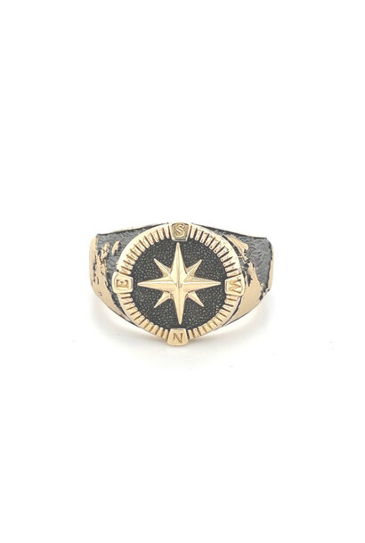 "Benito" ring