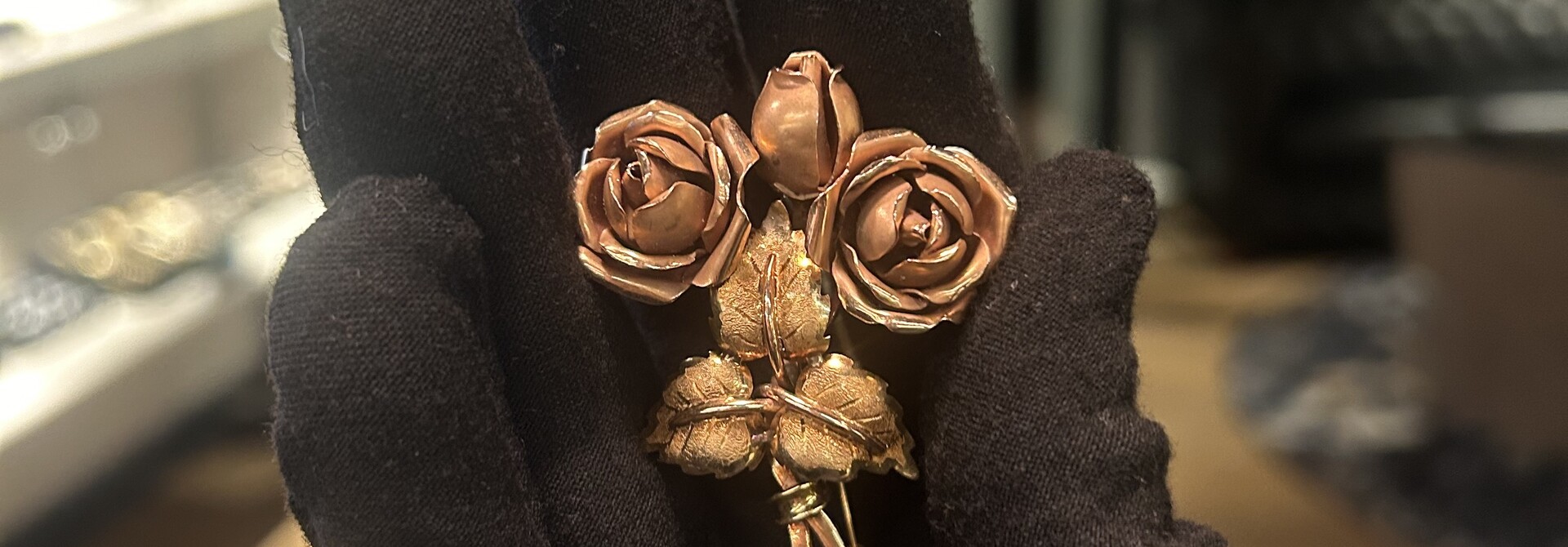 Broche Rozen bosje 14kt