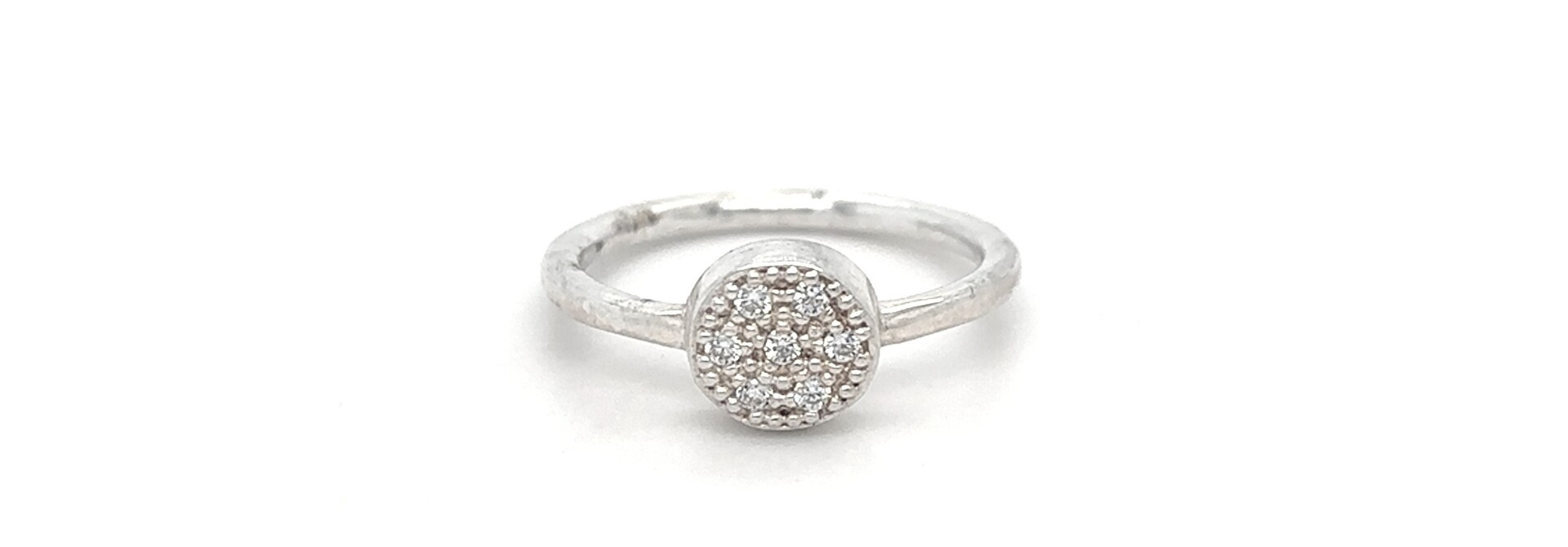 Ring ronde zegel bezet met zirkonia's