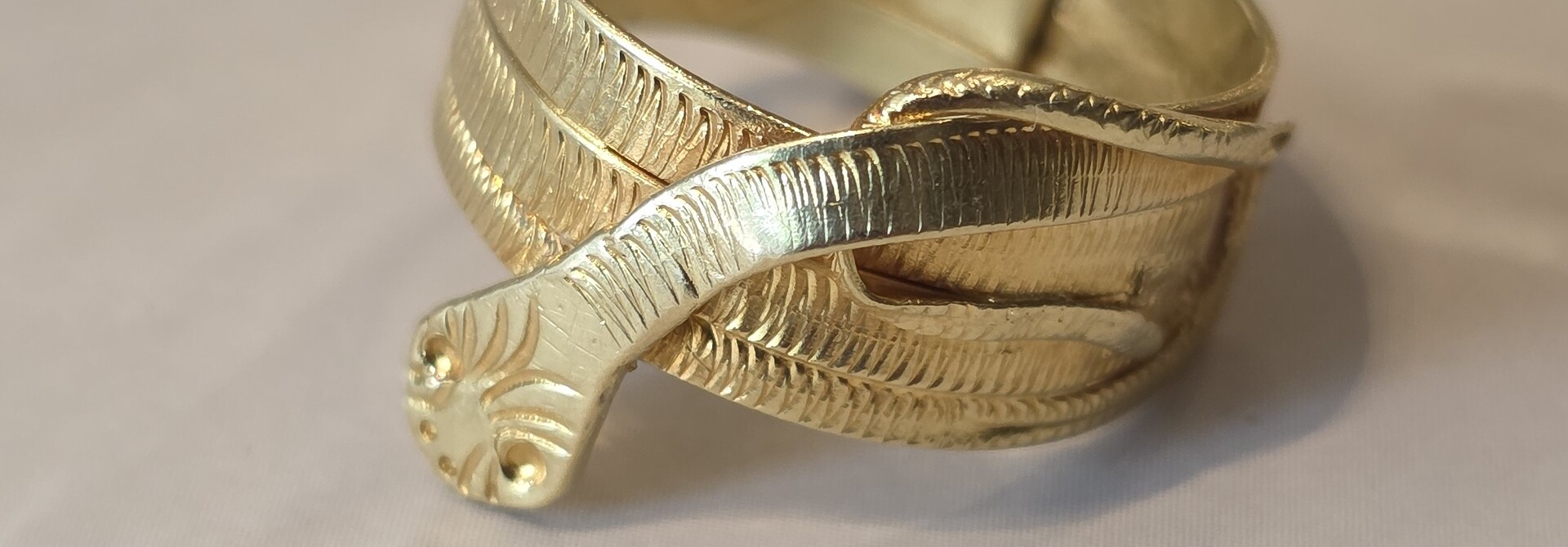 18 kt Slangenring maat aanpasbaar vanaf maat 18