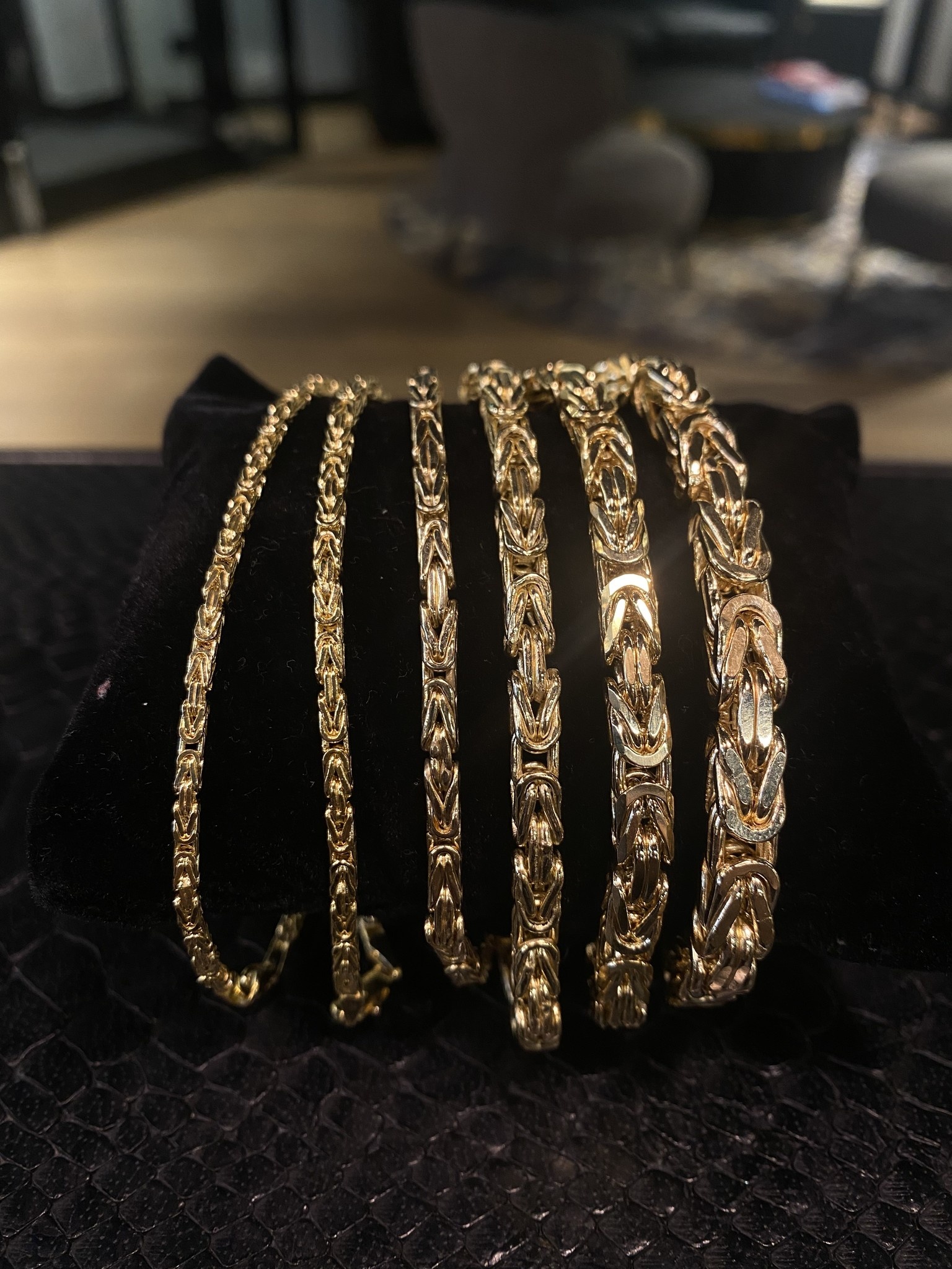 Armband koningsschakel massief 2 mm-2