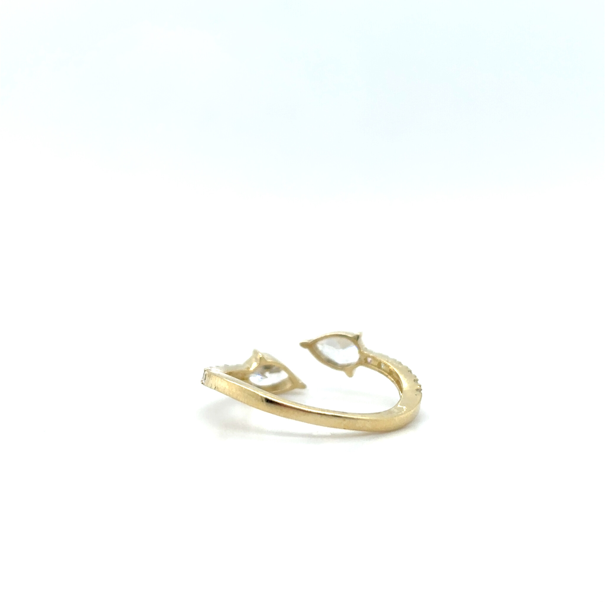 Ring abstract met twee zirkonia's open en bezet met zirkonia's-3