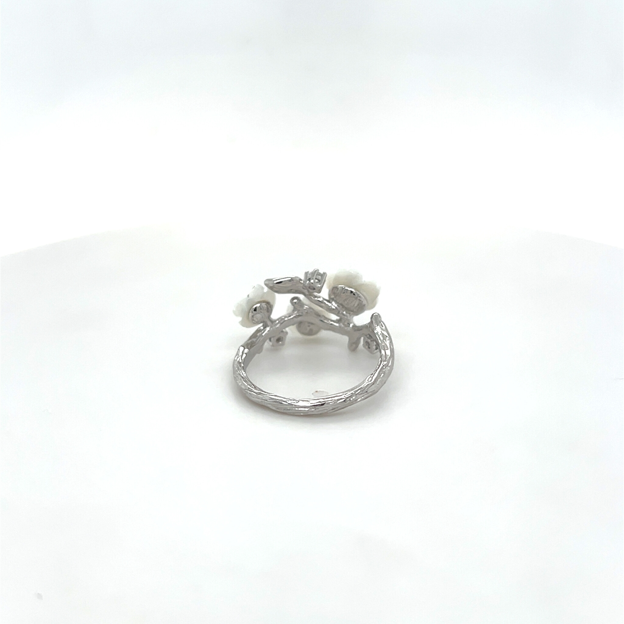 Ring met bloem en zirkonia stenen-4