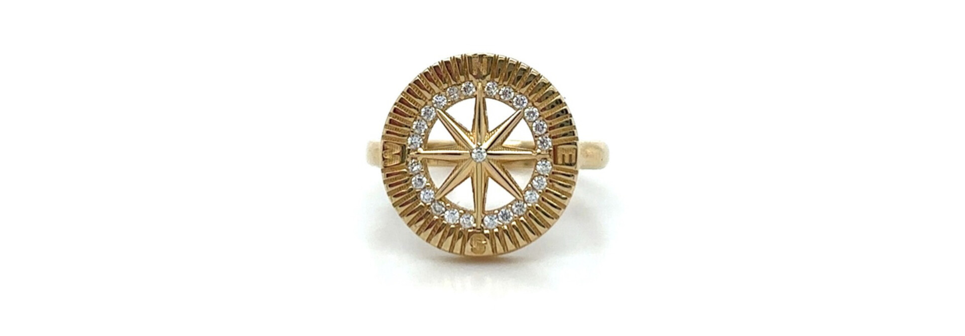 Ring met compass en zirkonia stenen