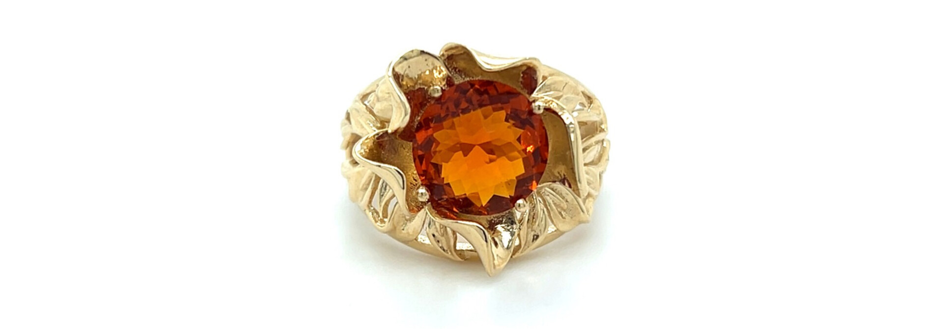 Ring met oranje steen in bloemvorm