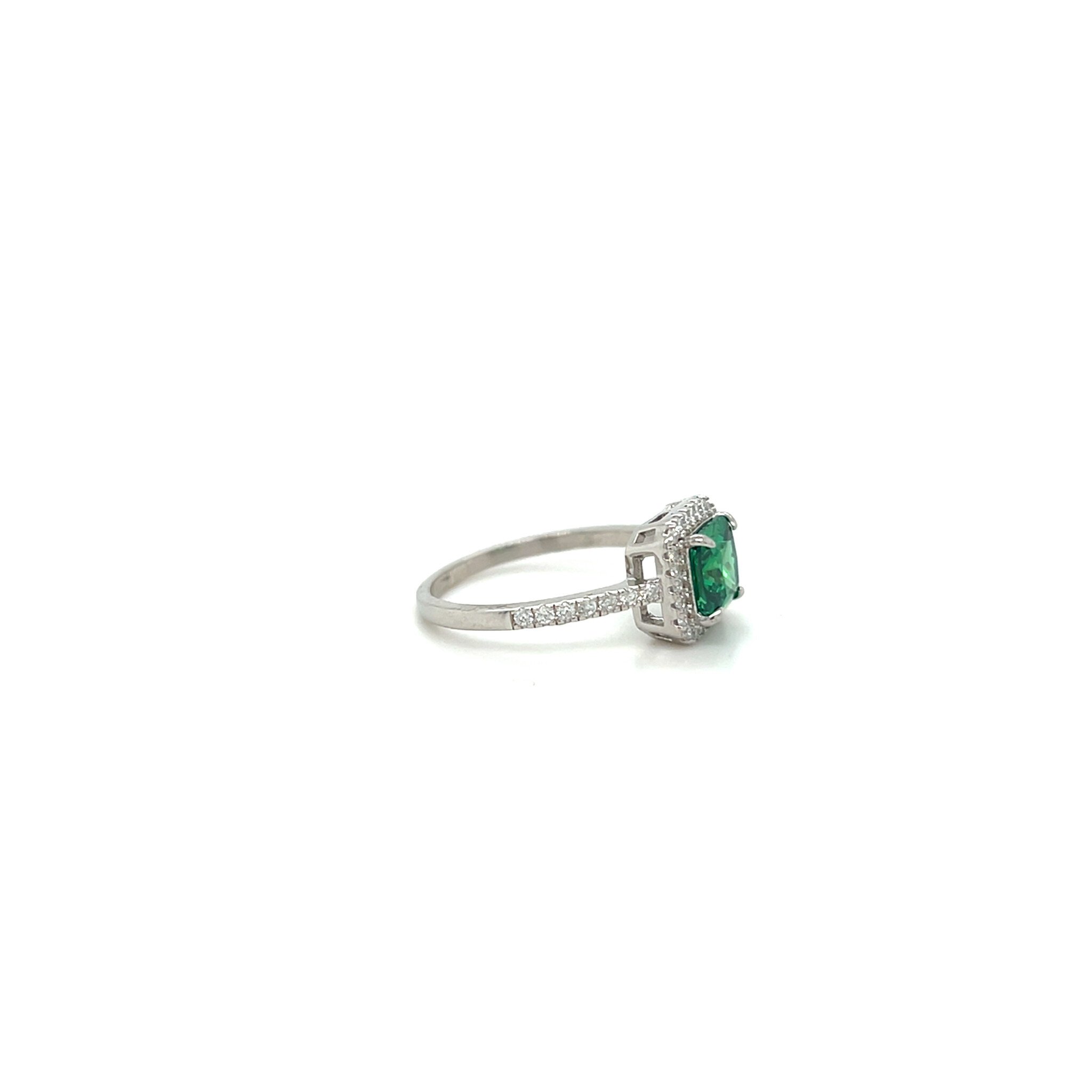 Ring zirkonia met grote vierkante groene steen-2