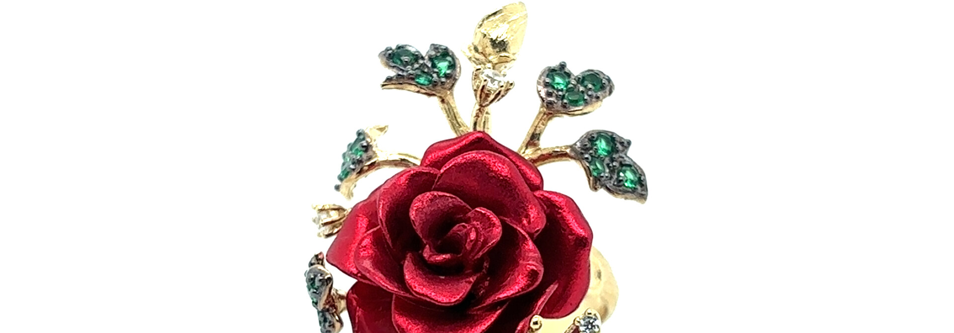 Ring met rode roos vlinder groene blaadjes en gekleurde zirkonia