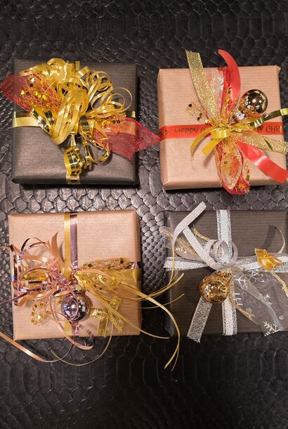 Kerstcadeau inpakservice