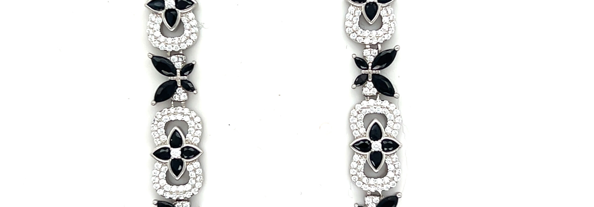 Ketting tennisschakel met zwarte zirkonia's in vlinder vorm