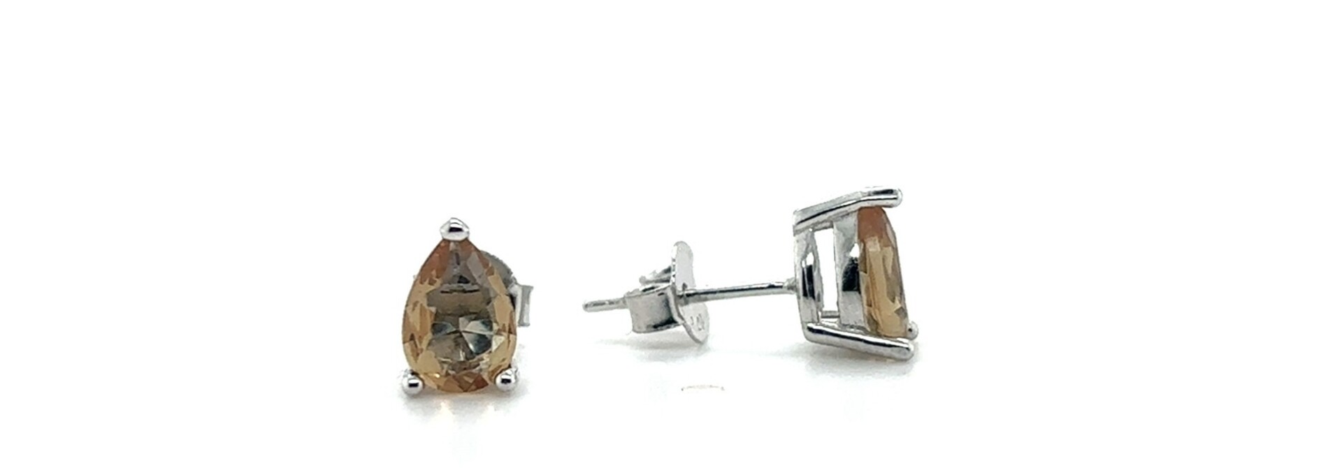 Oorbellen met druppel vorm zultanite veranderende kleur