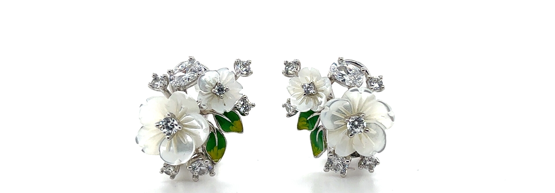 Oorbellen met bloemen groene blaadjes en zirkonia stenen