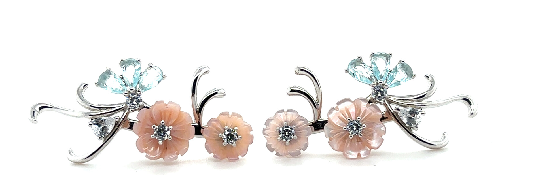 Oorbellen met pastel bloemen lichte zirkonia stenen