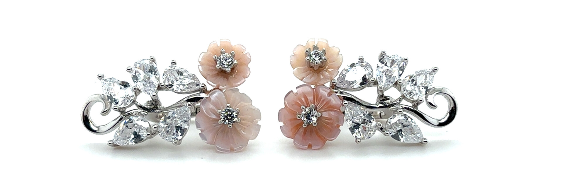 Oorbellen met pastel bloemen en ovale zirkonia stenen