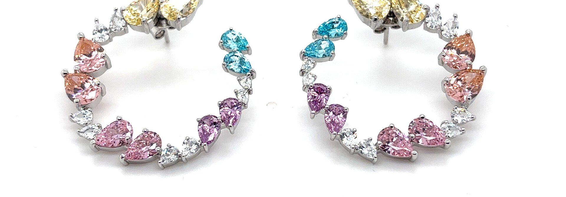 Oorbellen met ovale zirkonia in verschillende kleuren