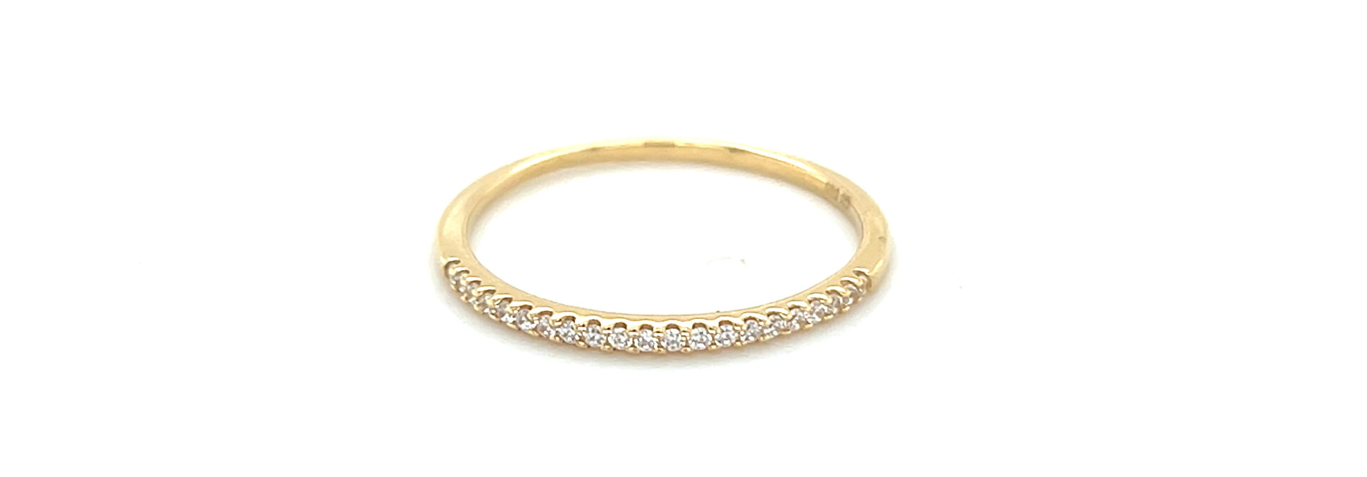 Ring memoire met zirkonia stenen