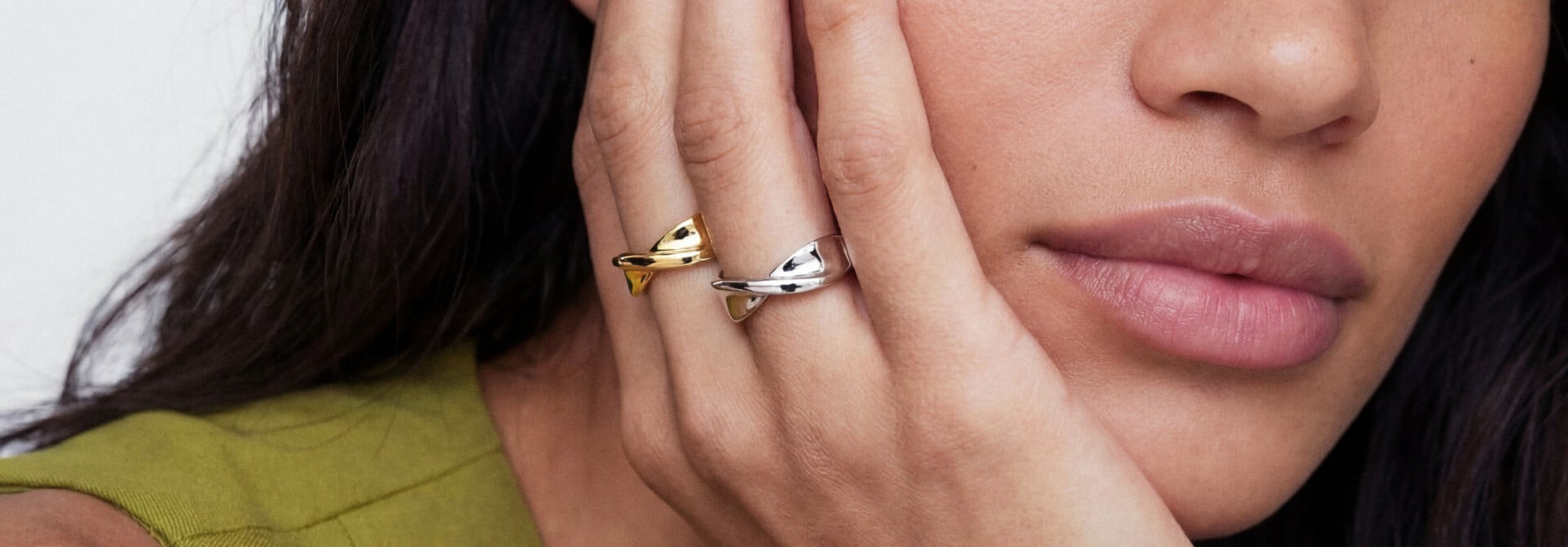 Ontdek de stijlvolle ringen van Sif Jakobs Jewellery.