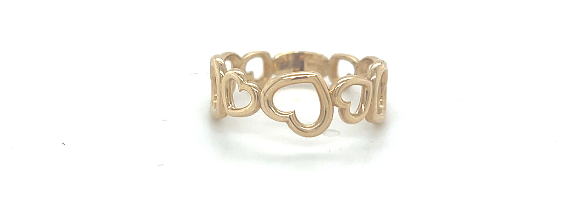 Ring met kleine en grotere hartjes