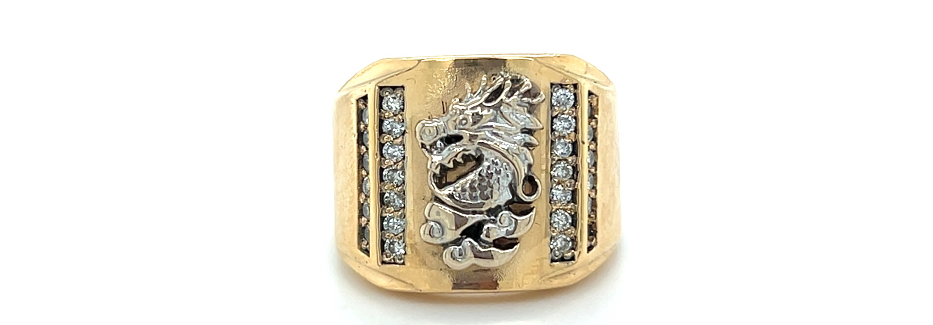 Ring met witgouden draak en 26x0.01crt diamant