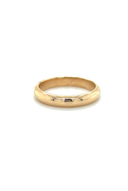 "Kelly" ring