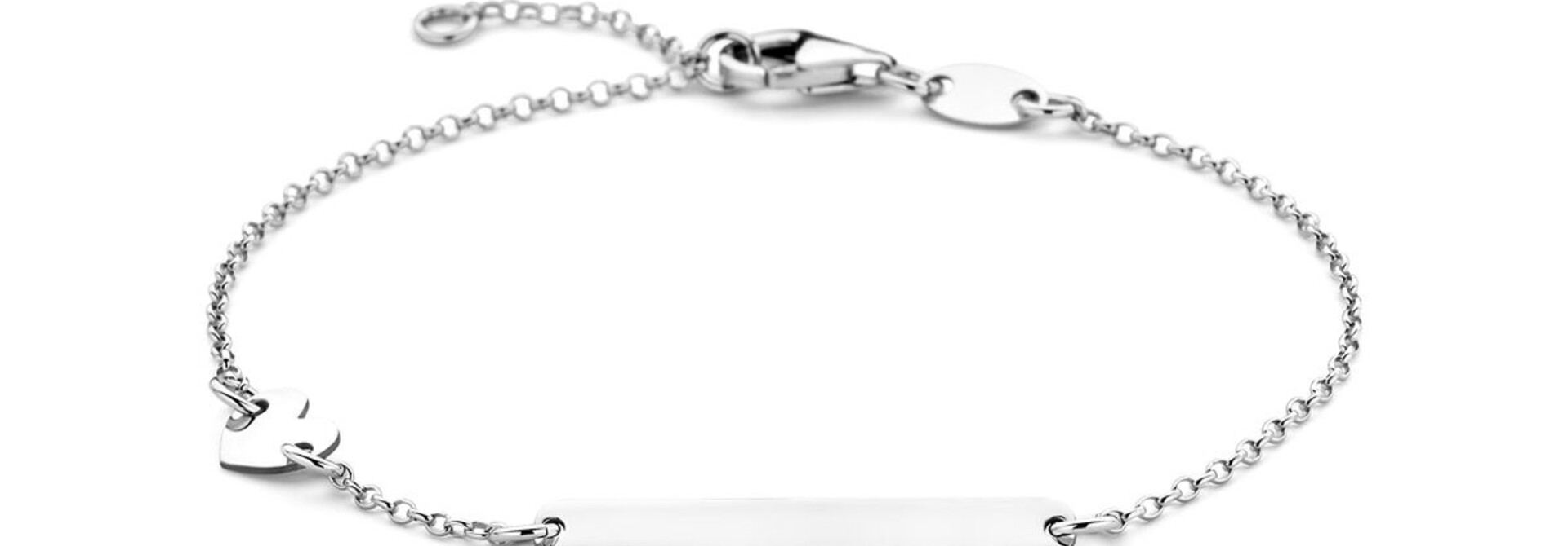 Armband met plaat en hart in ankerschakel kind
