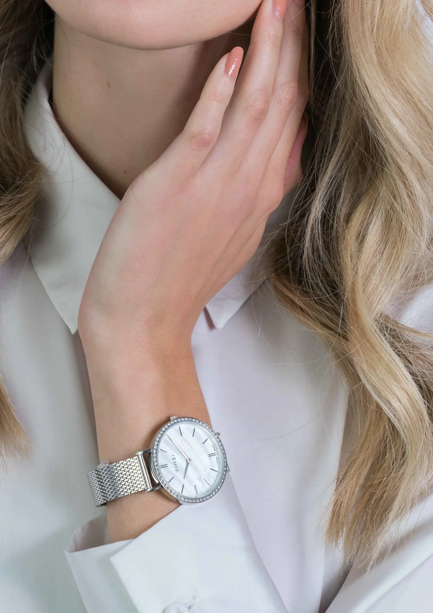 ZINZI horloge Grace parelmoerw.plaatzirkoniarand stalen meshband-2