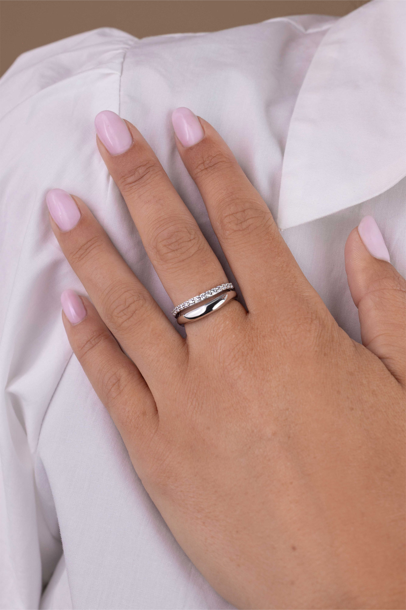ZINZI zilveren ring multilook rij zirkonia's/band glad maat 54-2
