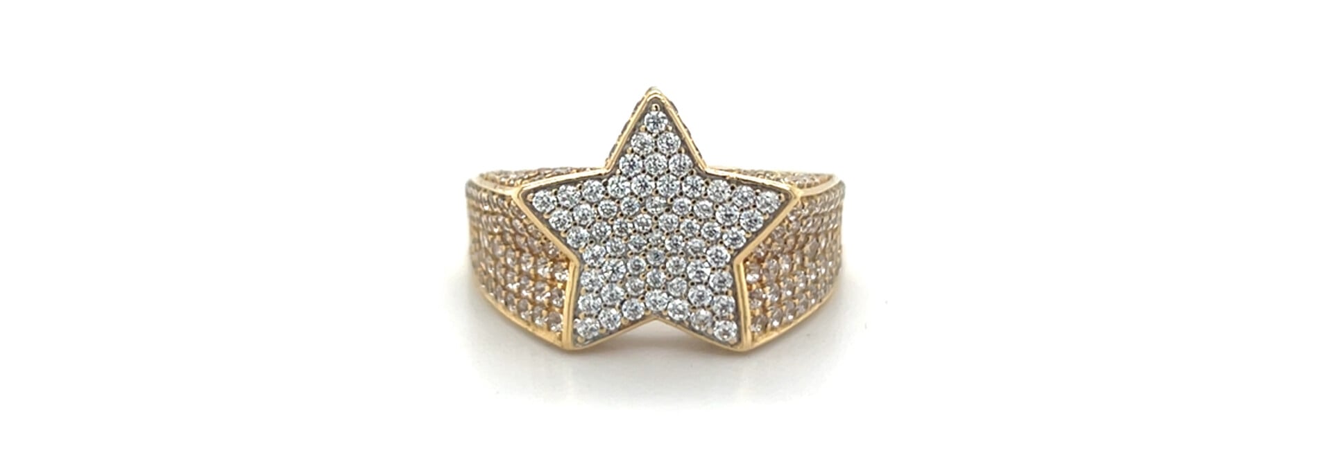 Ring ster bezet met zirkonia's