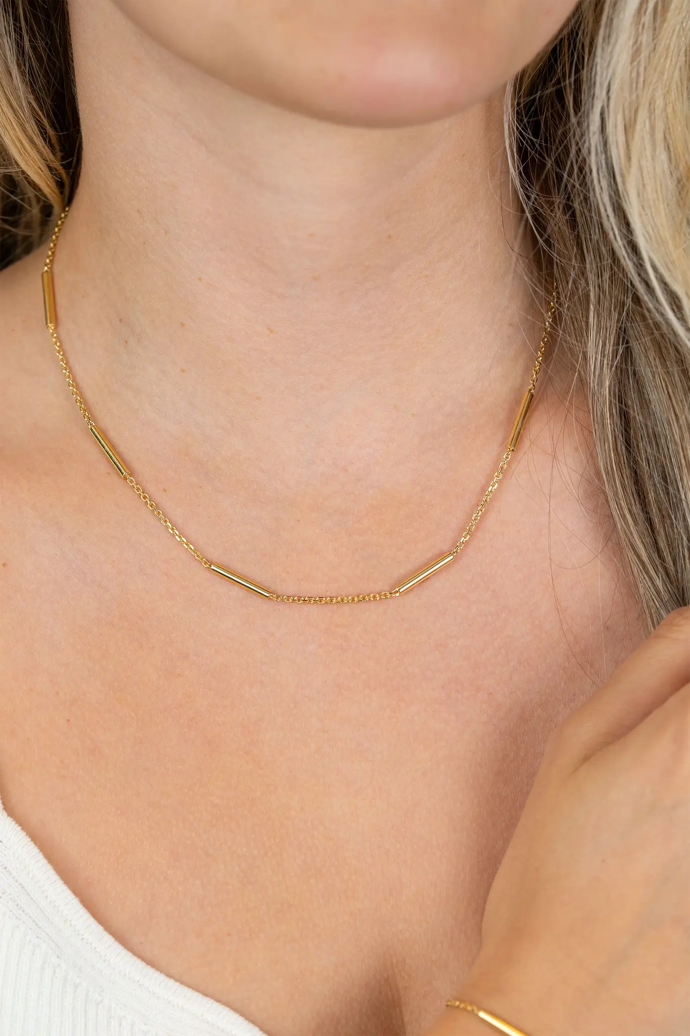 ZINZI gold plated zilveren schakelketting 45 cm met vijf gladde ronde staafjes-2