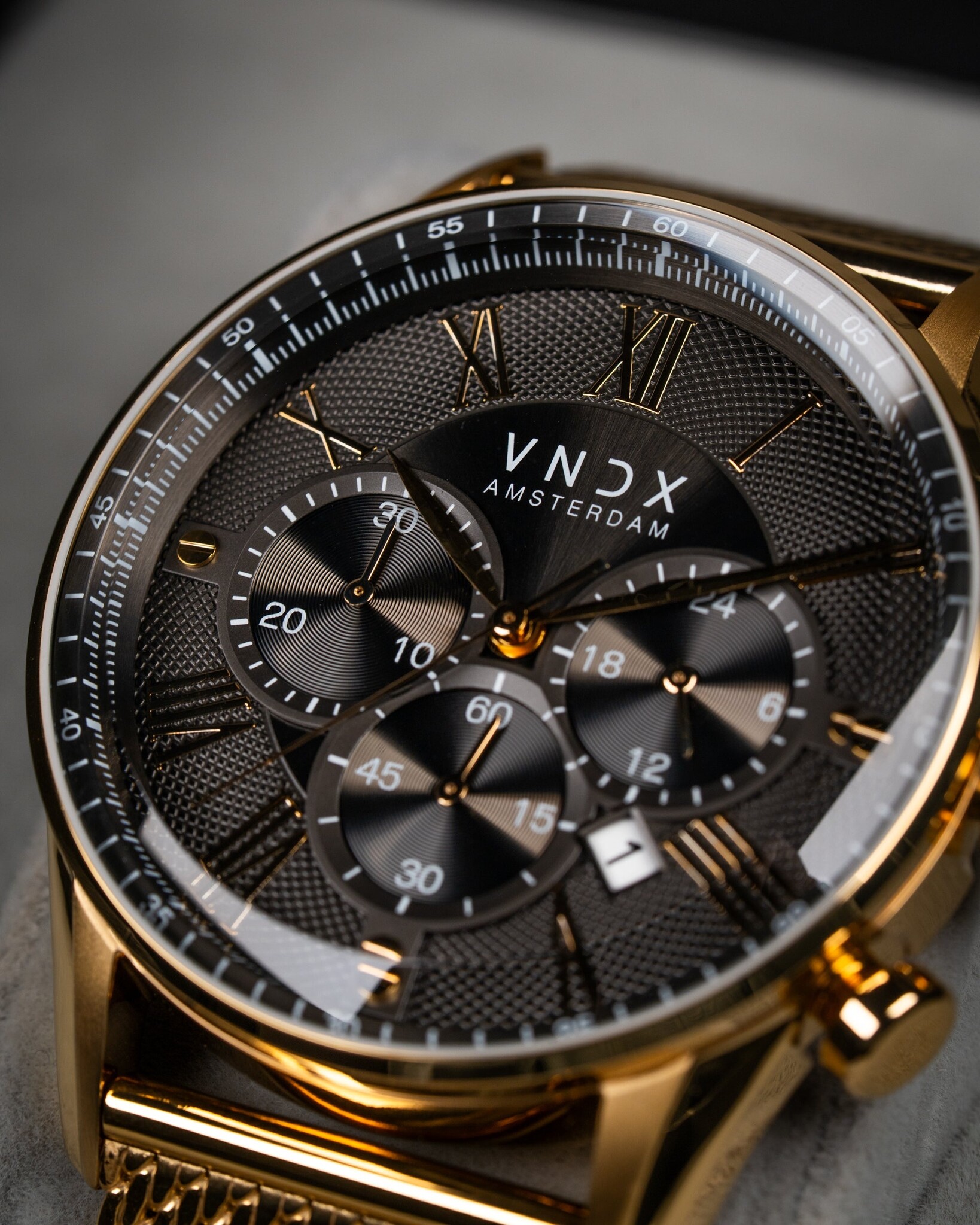 The Chief Goud Leder Grijs-2